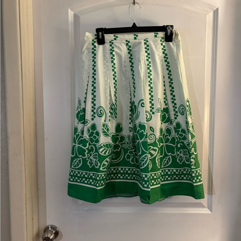 Green Floral Women's Skirt Sz 6/8
